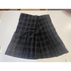 Burberry Black on Black Plaid Velvet Pleat Skirt (SKIRTS) - Size 8